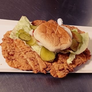 Breaded Pork Tenderloin Sandwich Basket